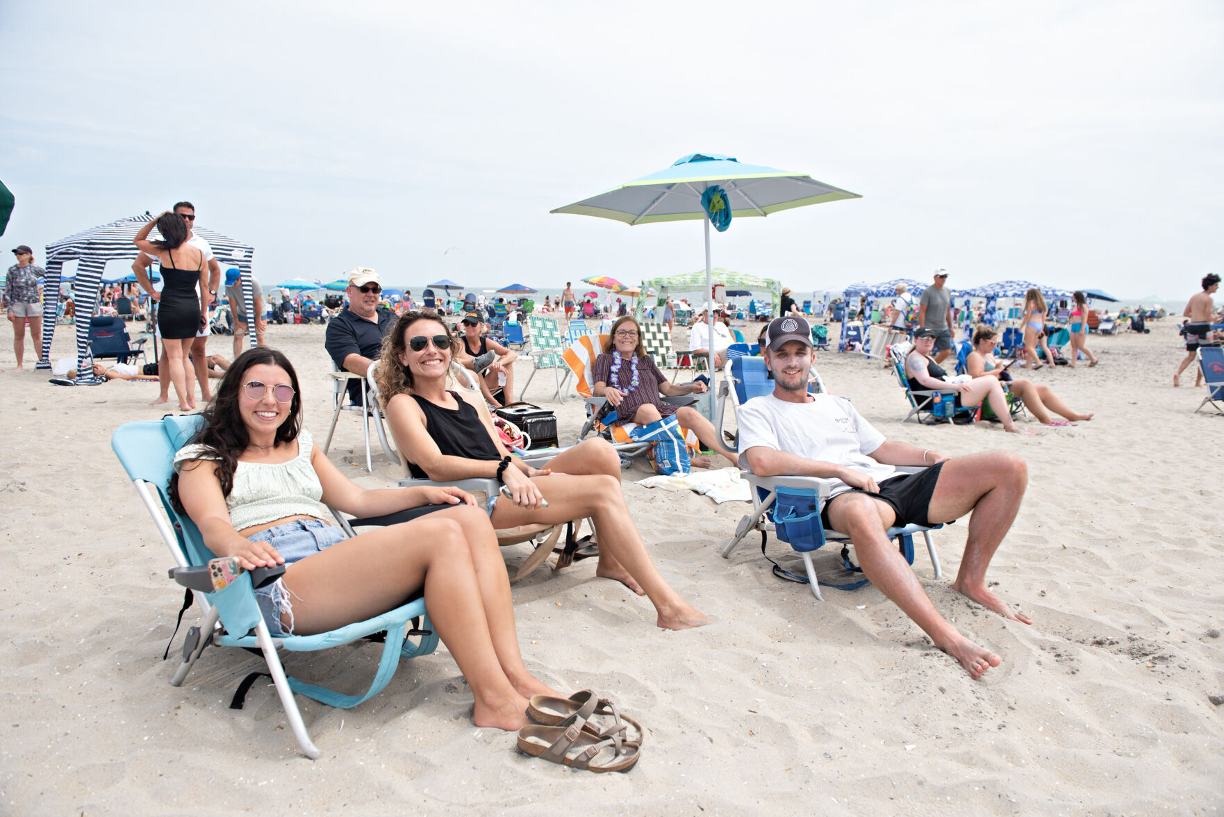 062721-pac-nws-beachstock